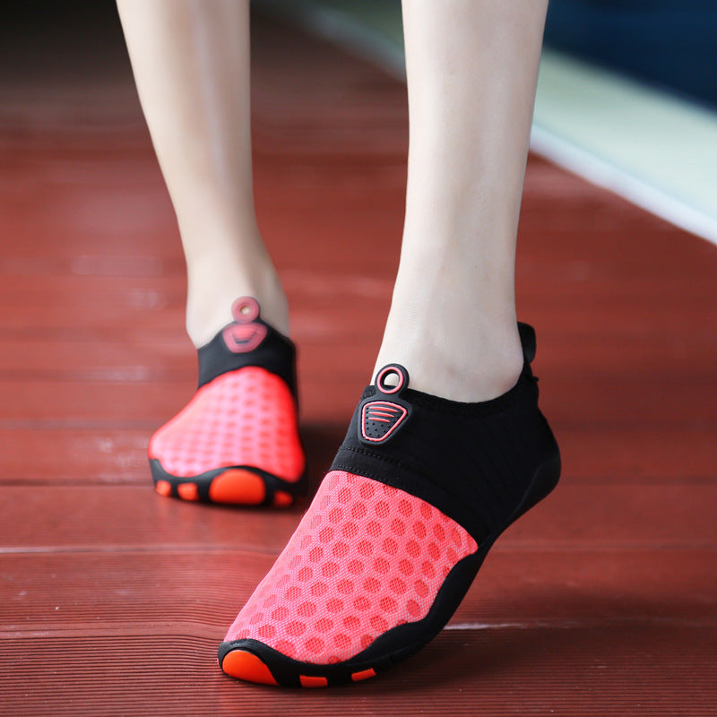Quick-Dry Hook-and-Loop Water Shoes — detail 1