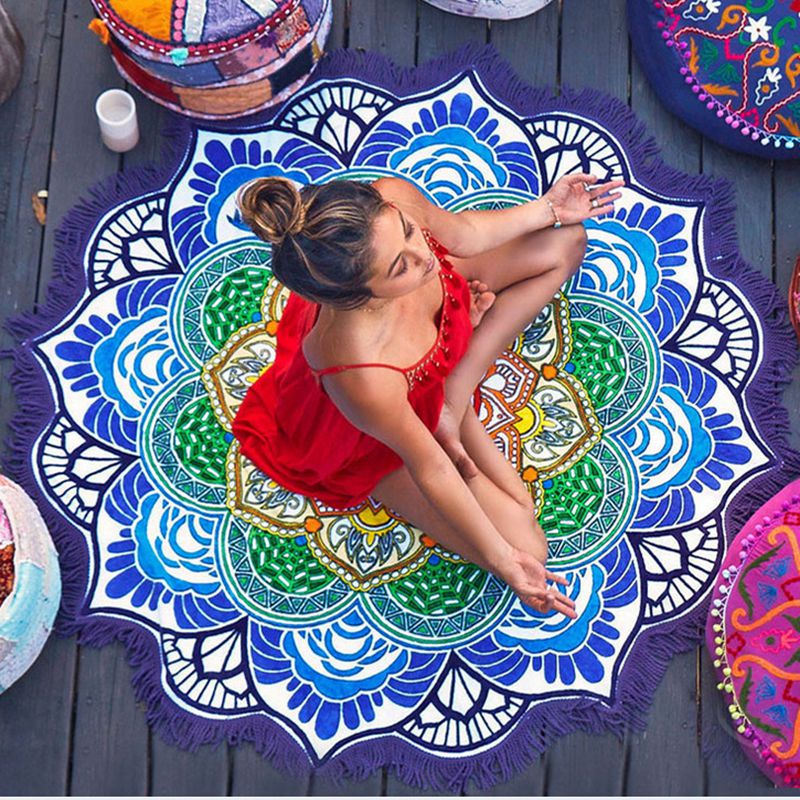 Round Tassel Beach Towel — detail 1
