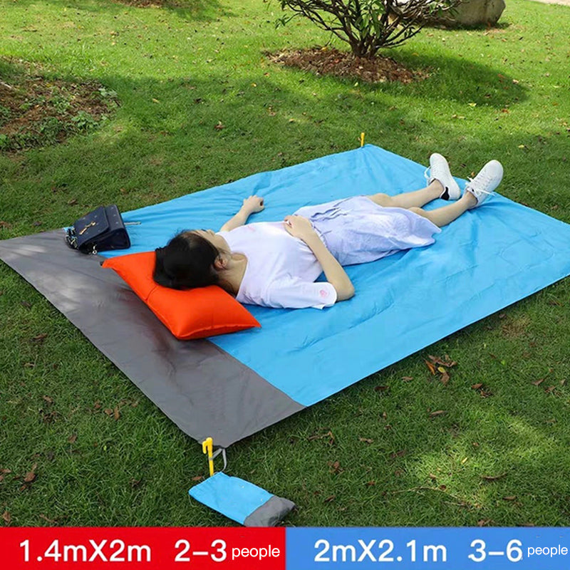 Waterproof Pocket Beach Blanket with Stakes — detail 2