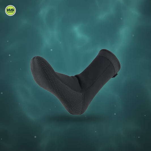 Neoprene Beach & Water Socks — product video
