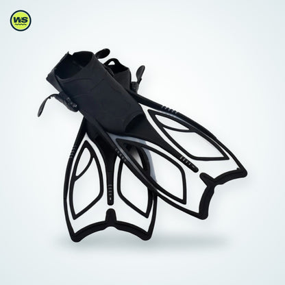 Long-Blade Freediving Fins — studio view 3